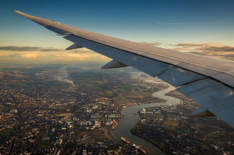 UK Airspace 2026: Delays, Slots & Business Aviation Routing
